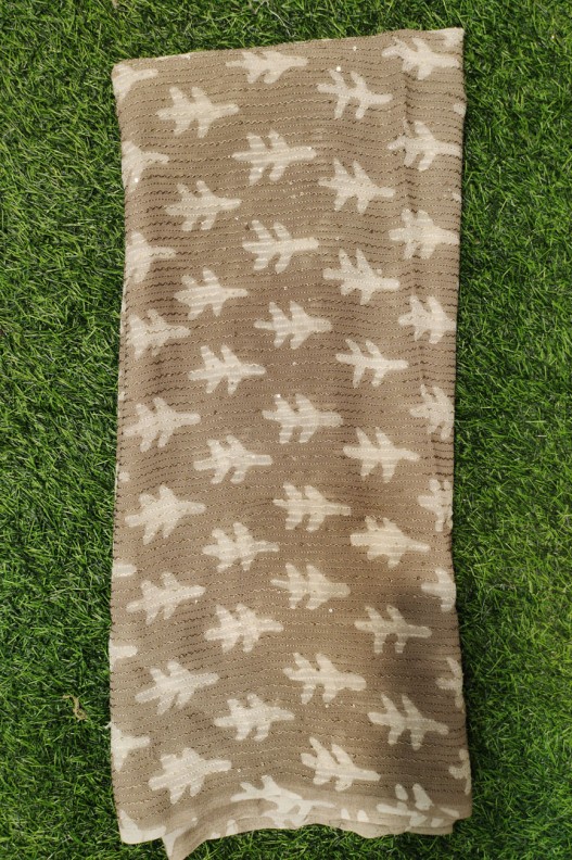 Lustry Light Brown Geogrtte Geo Crochet Baatik Print