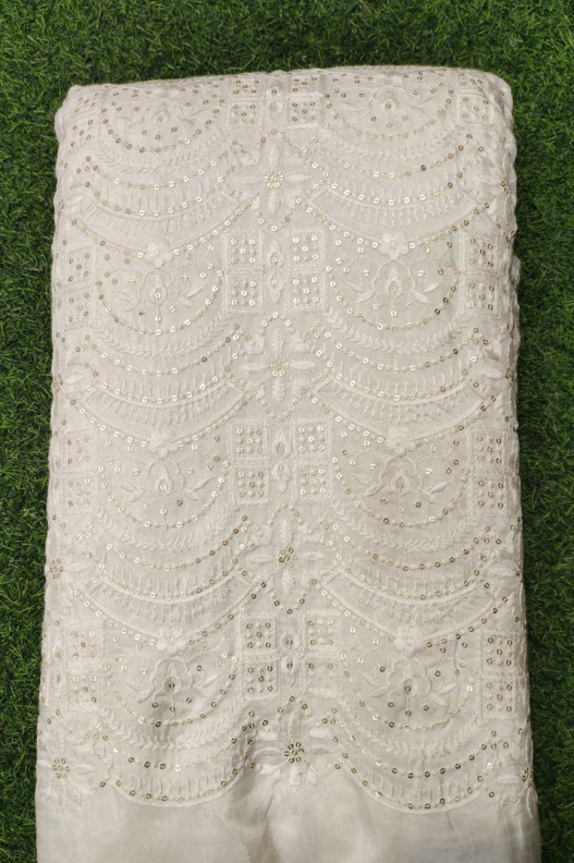 Marvelous White Lakhnavi With Flat Lakhnavi Work